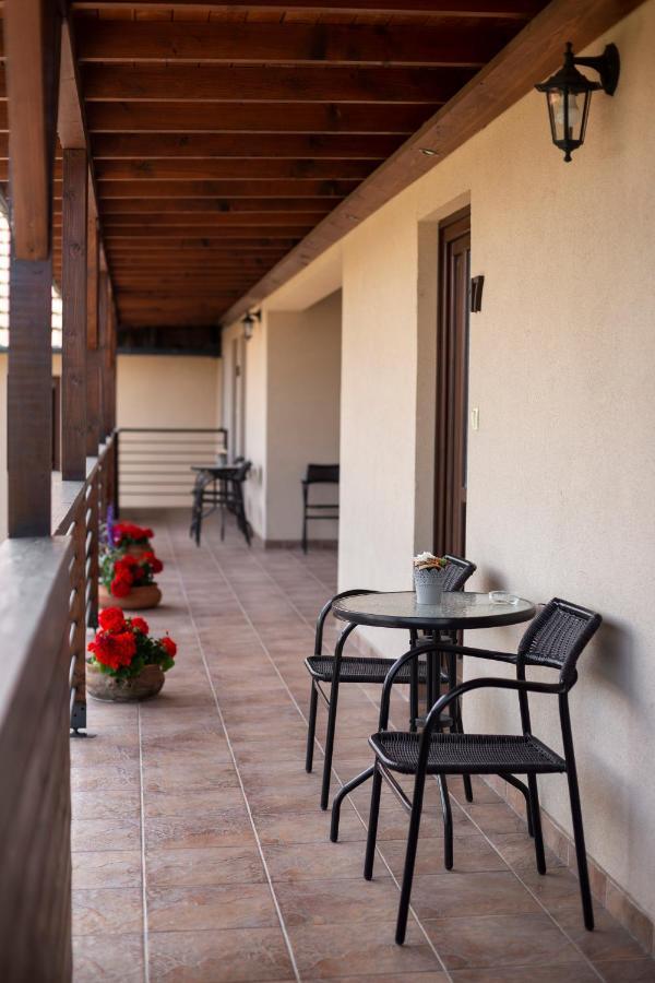 Vegvar Spa Apartman ギュラ エクステリア 写真