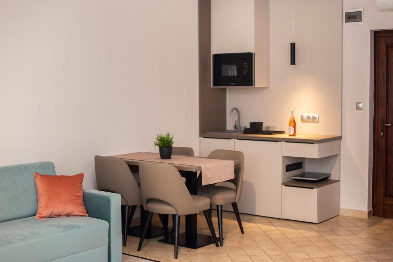 Vegvar Spa Apartman ギュラ エクステリア 写真